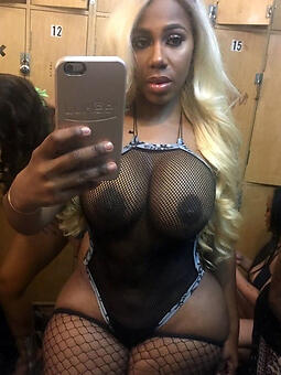 pretty X black women nude