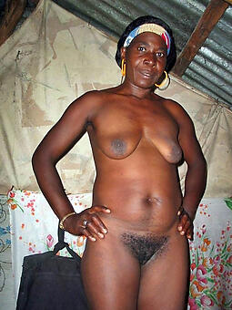 naked ebony gilfs seduction