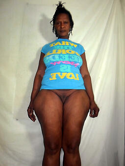 nice african woman principal nude poses