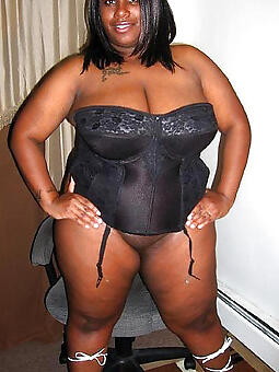 women in black lingerie shows her nice pussy